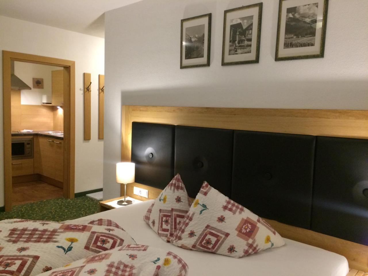 Jenneweinhof Hotel Tux Luaran gambar